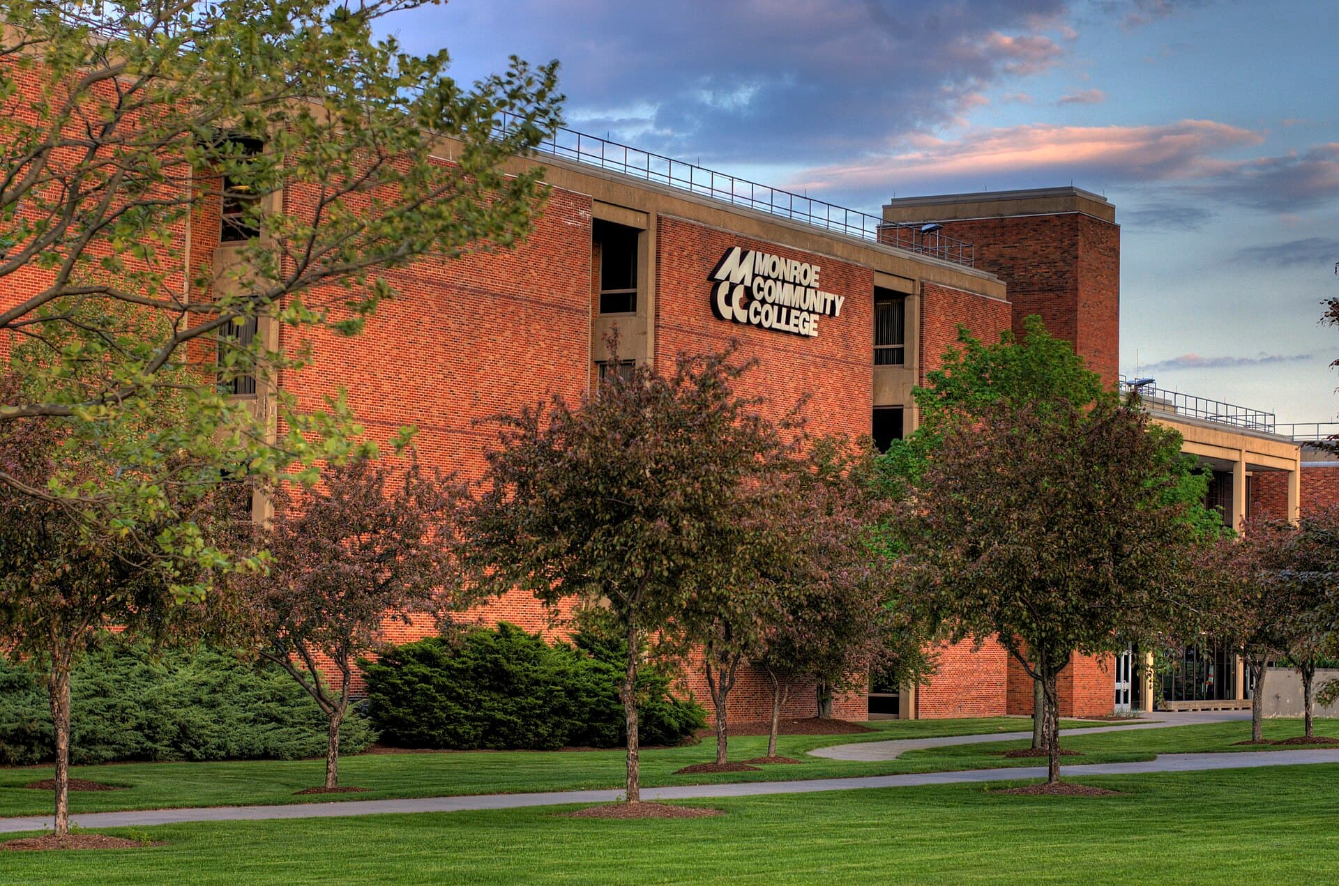 Monroe Community College campus