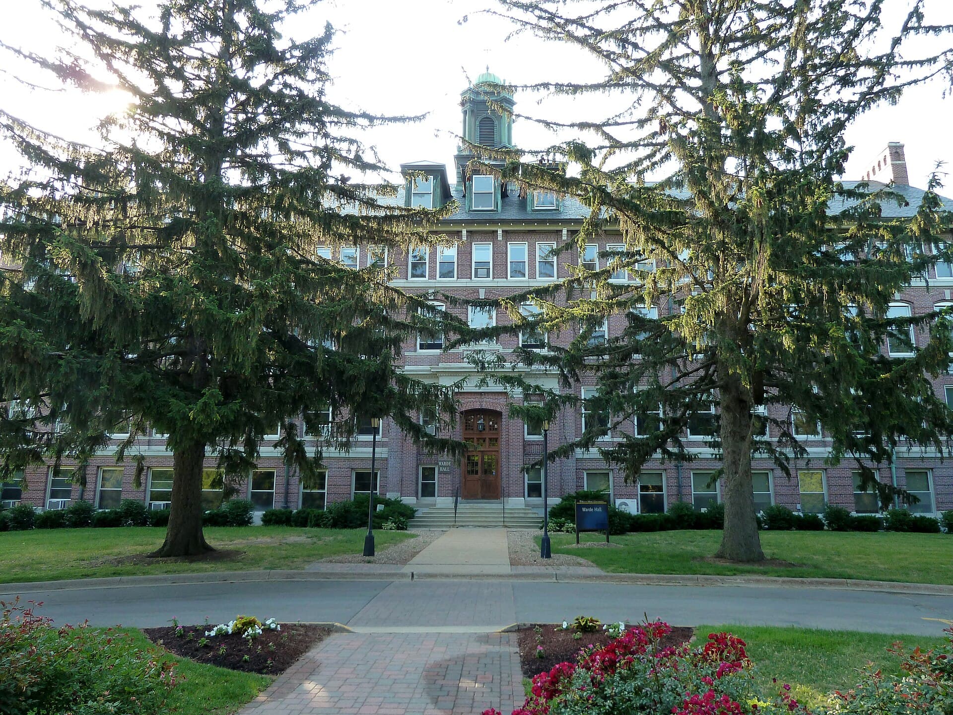 Mount Mercy University campus