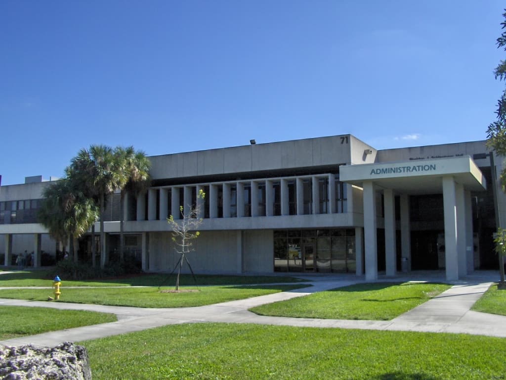 Broward College campus