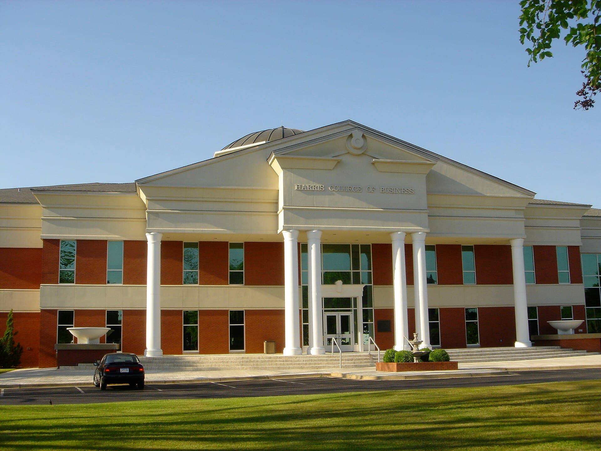 Faulkner University campus