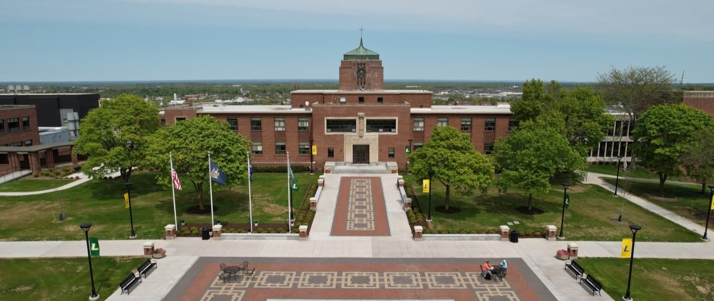 Le Moyne College campus